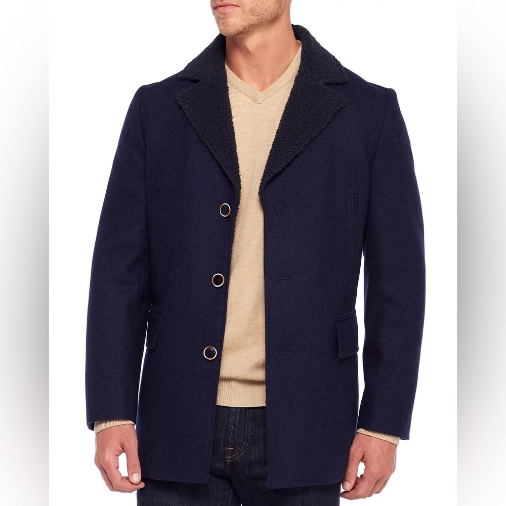 Men’s wool overcoat. Navy blue. Size M